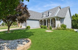 221 19th Street SW, Altoona, IA 50009