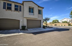 2754 S APACHE Drive, Chandler, AZ 85286