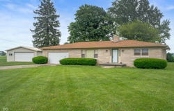 1504 N Knightstown Road, Shelbyville, IN 46176