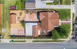 335 W BAY STREET, WINTER GARDEN, FL 34787