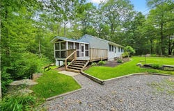 20 Indian Trail, Glocester, RI 02814