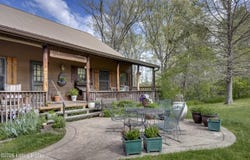 2305 Reuben Smith Rd, Loretto, KY 40037