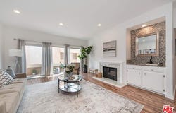 5139 Balboa Blvd, Encino, CA 91316