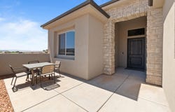 423 W FITNESS Way, Ivins, UT 84738