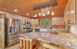 N6955 Morgan Rd, Oconomowoc, WI 53066