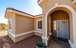 741 S Teddy Roosevelt Road, Golden Valley, AZ 86413