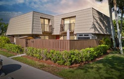 6824 68th Way, West Palm Beach, FL 33409