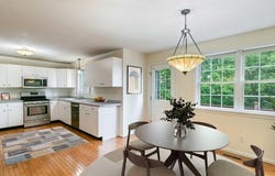 13 Towne Hill Rd, Haverhill, MA 01835