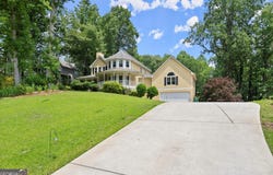 1713 Dudley Drive, Woodstock, GA 30188