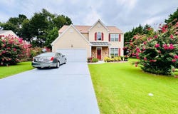 1216 Saint James, Loganville, GA 30052
