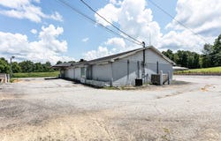 10939 N. Calvary Road, Campbellsville, KY 42718