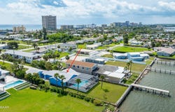 3326 S Peninsula Drive, Port Orange, FL 32127