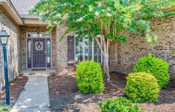 204 Village Way, Wetumpka, AL 36093