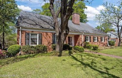 1104 W Rock Spring Road, Greenville, NC 27858
