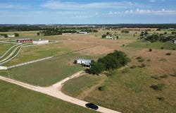 406 Jonah Lane, McGregor, TX 76657
