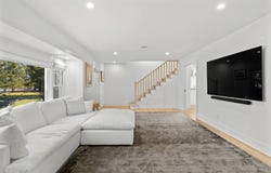 11 Sunset Beach Road, Sag Harbor, NY 11963