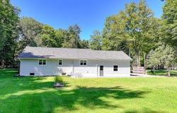 34 Van Buskirk Road, Saugerties, NY 12477