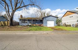 422 NW 4th Ave, Canby, OR 97013
