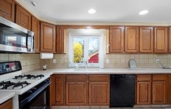 221 S Washington St, North Attleboro, MA 02760