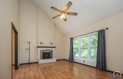 3806 SW Arvonia PL, Topeka, KS 66610