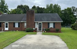 1404 Angels End, Greenville, NC 27858