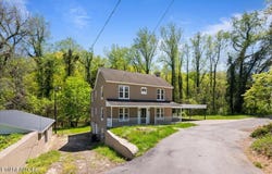 213 W Fir St, LaFollette, TN 37766