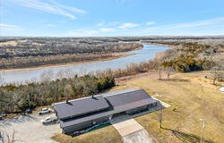 Bolivar, MO 65613