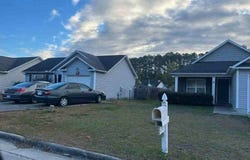 4745 Corena Dr, New Bern, NC 28562