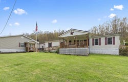 2745 County Road 35, Chesapeake, OH 45619