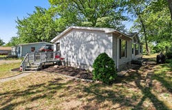 811 N Lavinia Street, Ludington, MI 49431