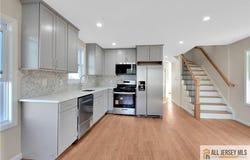 24 John Street, Helmetta, NJ 08828