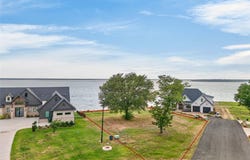 1548 Shoreline Dr, Mabank, TX 75143
