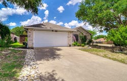 936 Silver Streak Drive, Saginaw, TX 76131