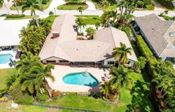 477 Glenbrook Drive, Atlantis, FL 33462