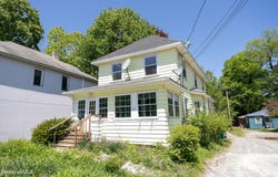 115 Bridge St, Great Barrington, MA 01230