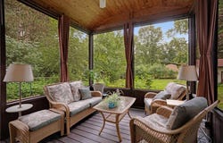 6883 Stillwater Boulevard N, Oakdale, MN 55128