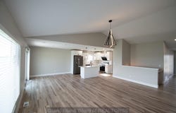 1113 W 33rd St, Hastings, NE 68901
