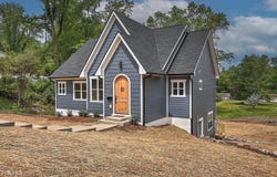 425 Arlington Avenue, Bristol, VA 24201