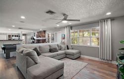 705 SUMMIT COURT, MOUNT DORA, FL 32757