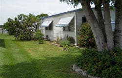 919 WEEPING WILLOW AVENUE, LADY LAKE, FL 32159