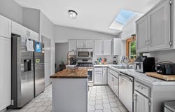 11811 W Woodland Cir, Hales Corners, WI 53130