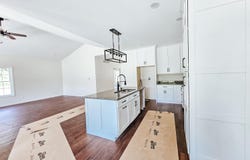 1038 Lochaven, Hillsdale, MI 49242
