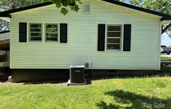 1401 Woodman Hall Street, Shelby, NC 28152