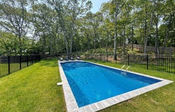 3 Debbie Trail, Hampton Bays, NY 11946