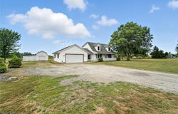 2745 Footville Richmond Road E, Rock Creek, OH 44084