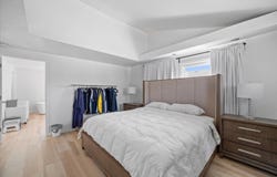 8533 W Grantosa Dr, Milwaukee, WI 53225