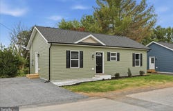 304 E 11TH Avenue, RANSON, WV 25438