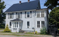 3 Dean Street, Bangor, ME 04401