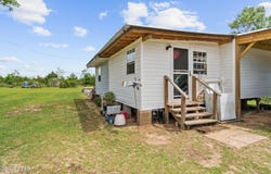 261 Hero Road, Chipley, FL 32428