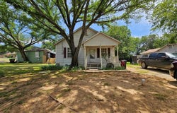 127 Morgan Street, Pilot Point, TX 76258
